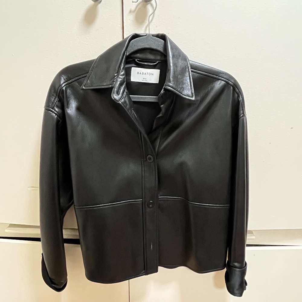 Aritzia Babaton Pelli hip shirt jacket black